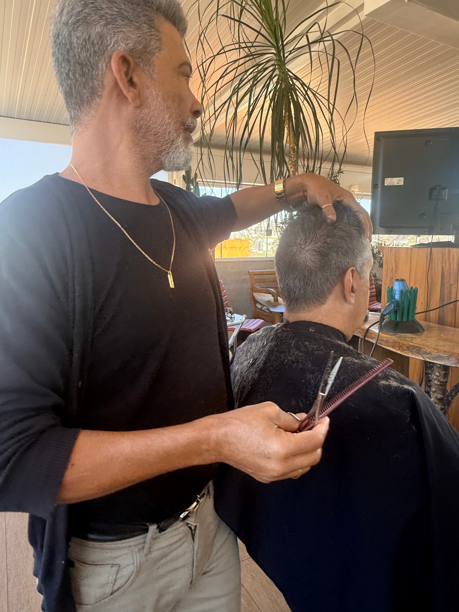 Detalhe de barba — Messias Religare